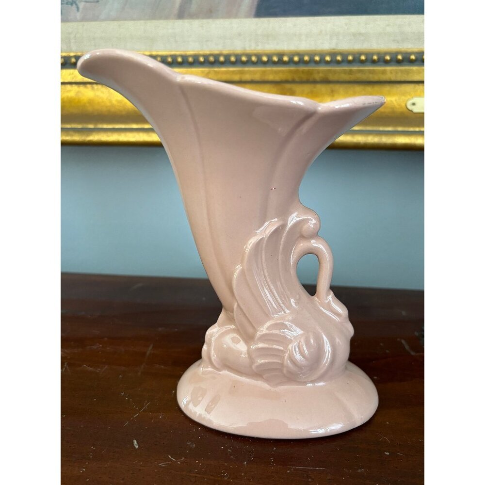 Vintage Chadwick China Glossy Pink Glaze Swan Vase K410- 6.5"inch
